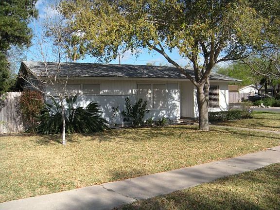 2nd image of 4701 Waltham Dr