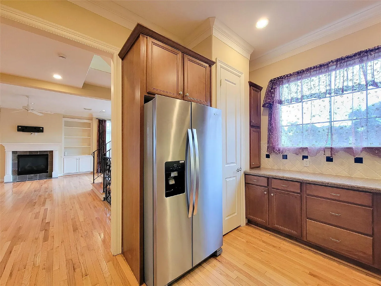 2 bed, 2.5 bath, 2115 sqft, $2,950 — Photo 4