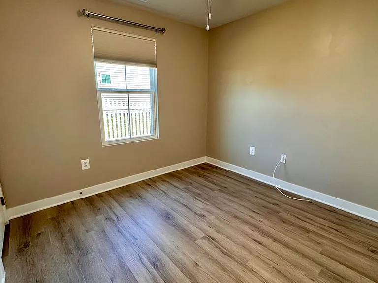 46 S Peak Dr — Photo 16