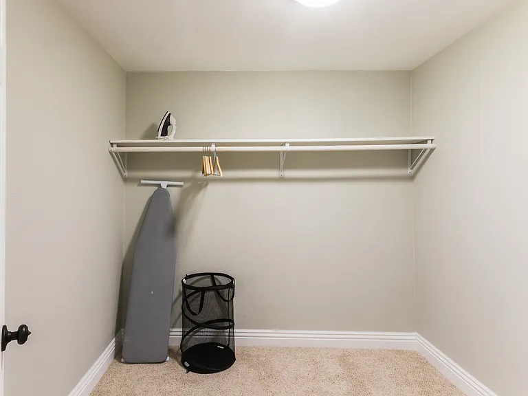 5357 Virginia Ave — Photo 33