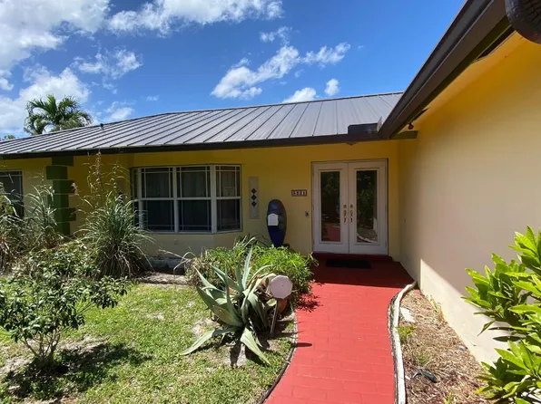 5221 NE 19th Avenue, Fort Lauderdale, FL 33308