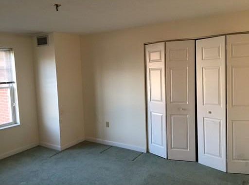 3rd image of 11 Church St Unit 414