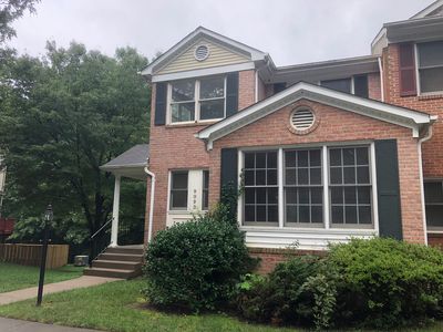 9093 Golden Sunset Ln, Springfield, VA, 22153