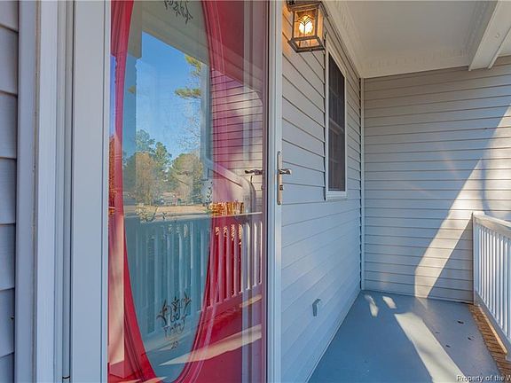 4th image of 106 Patrick Henry Dr