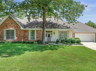 27 Piper Ln, Mandeville, LA 70448