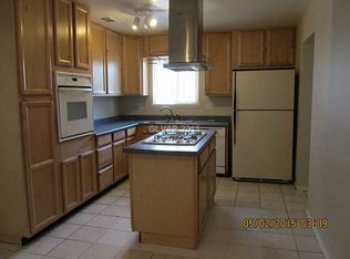 905 Neil Armstrong St, Las Vegas, NV 89145