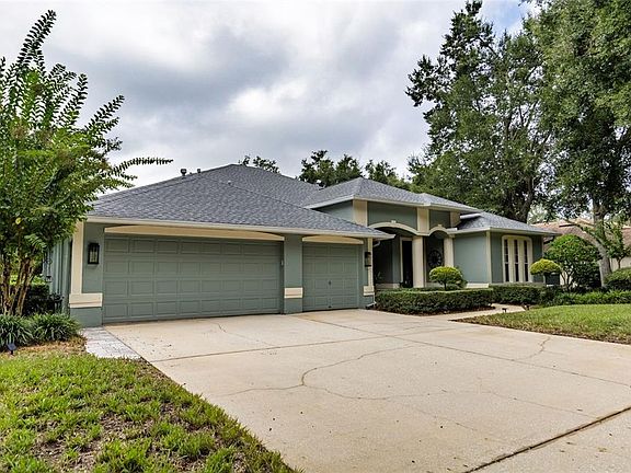 4th image of 28 CAMELOT RIDGE DRIVE