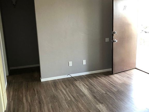 5th image of 1251 Hornblend St #19