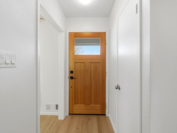 3rd image of 13660 Purple Sage Rd