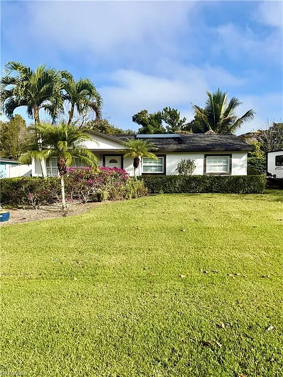 4 bed, 2.0 bath, 1635 sqft, $3,500 — Photo 1
