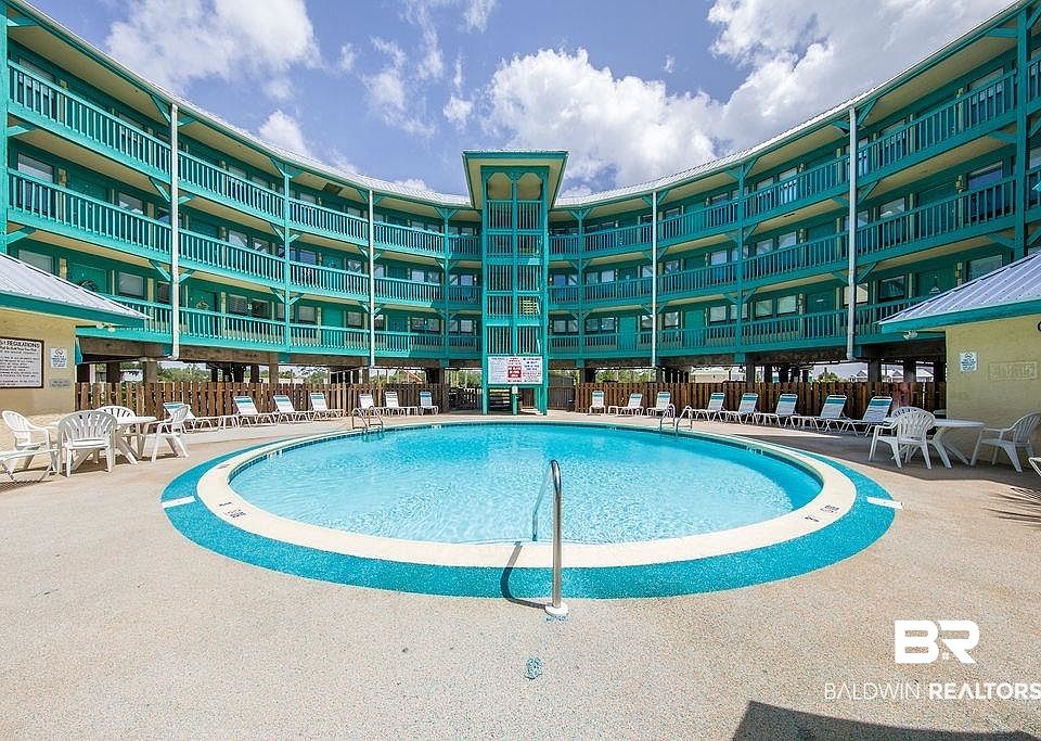 1st image of 952 W Beach Blvd #314
