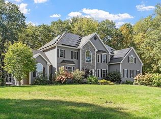 9 Winter Hill Rd, Lunenburg, MA 01462