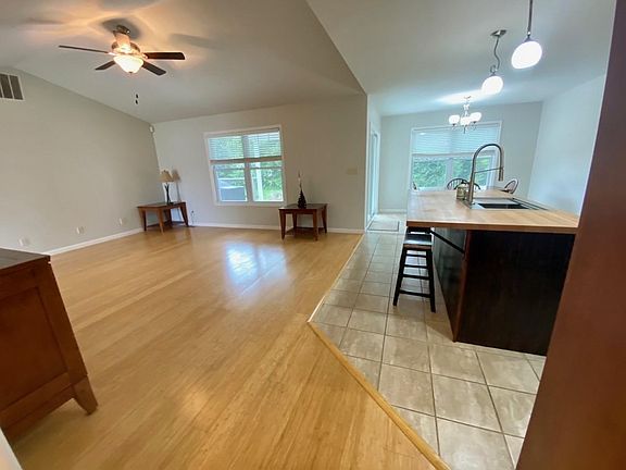 4th image of 2901 Farrington Ct