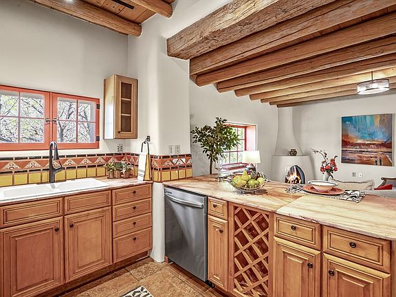 5th image of 1105 Camino San Acacio
