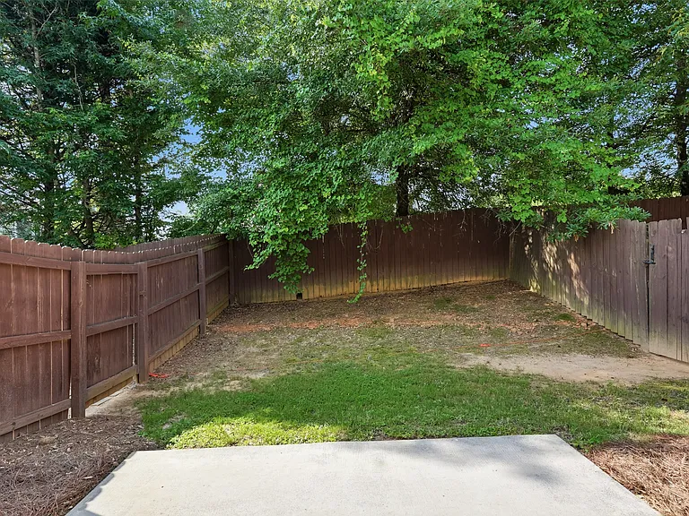 2244 Spicy Pine Ln — Photo 18