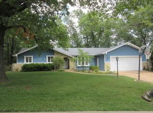 1005 Roseridge Cir, Jefferson City, MO 65101