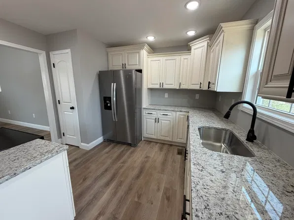 76 Autumn Dr, London, KY 40744