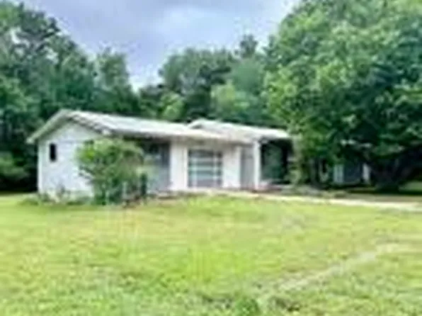 519 W Greenwood Dr, Lead Hill, AR 72644