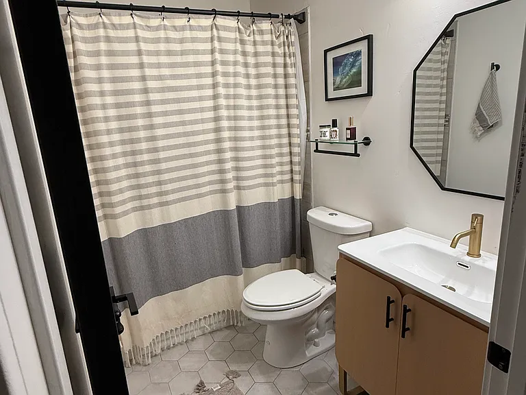 12212 N 36th Pl — Photo 13