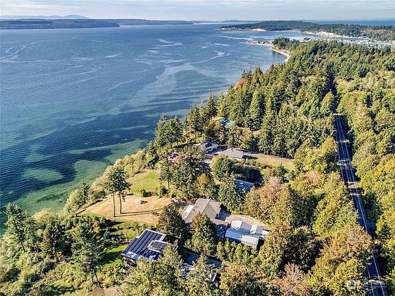 4th image of 36461 Hood Canal Drive NE