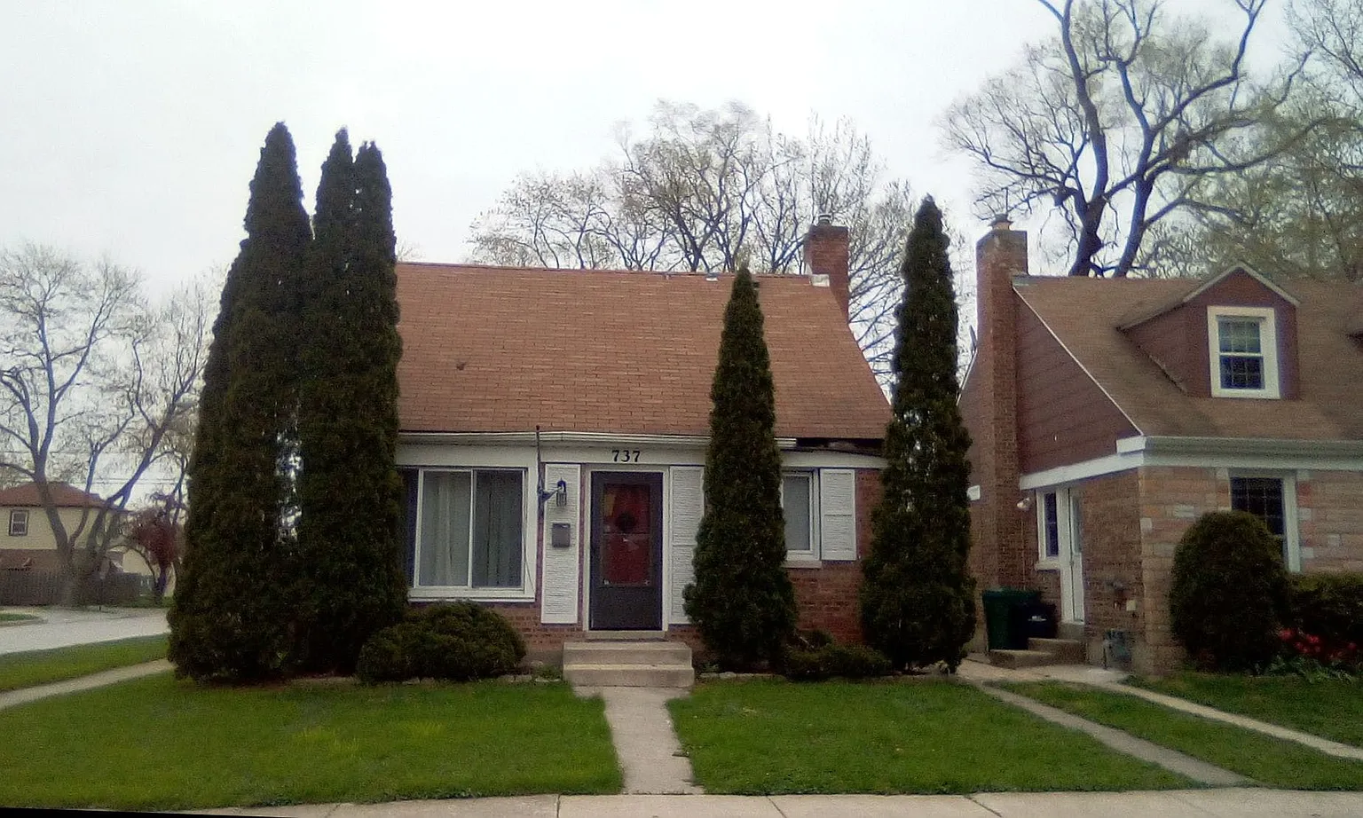 737 Bristol Ave photo 1