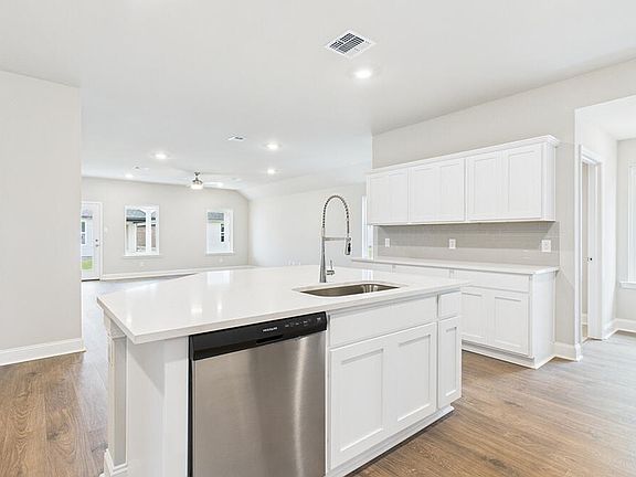 5th image of 114 Top Ridge Rd