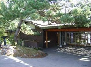 238 S Collins St, Portland, OR 97219