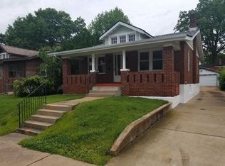 9025 Seneca Ln, Saint Louis, MO