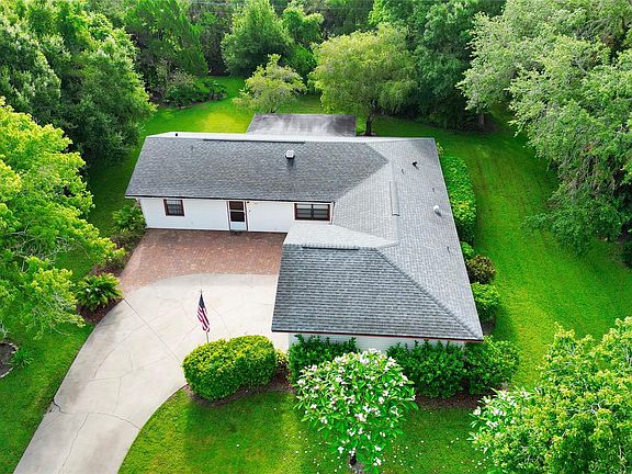 4th image of 930 47th Avenue