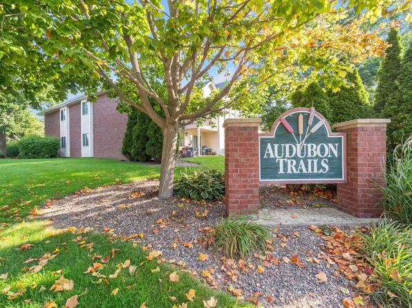 1926 Parknoll LANE, Port Washington, WI 53074