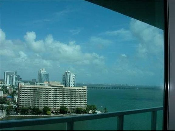 5th image of 1903 N Bayshore Dr