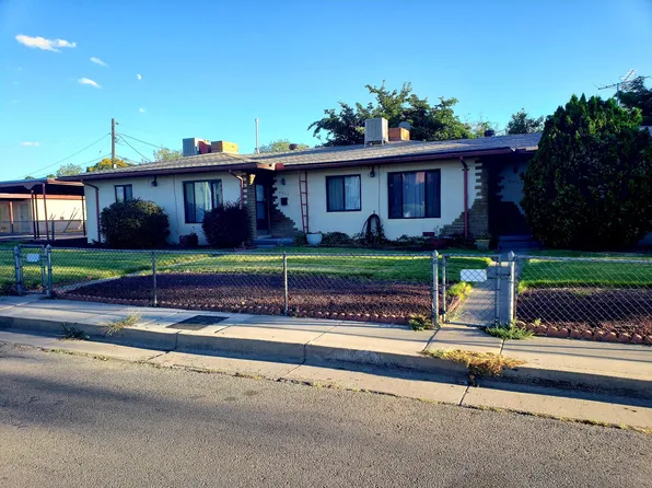 354 Madison St NE, Albuquerque, NM 87108