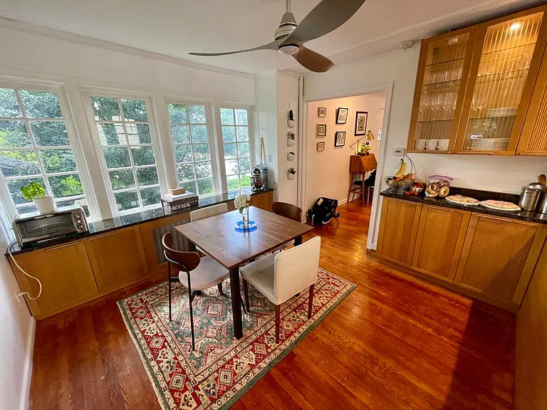 1309 N Glebe Rd — Photo 47