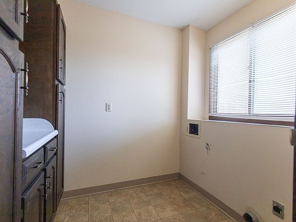 5th image of 724 Liberty Bell Blvd #W3