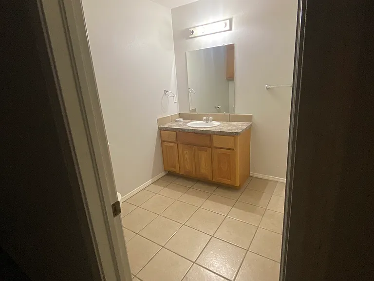 1627 W Teal Ct — Photo 9