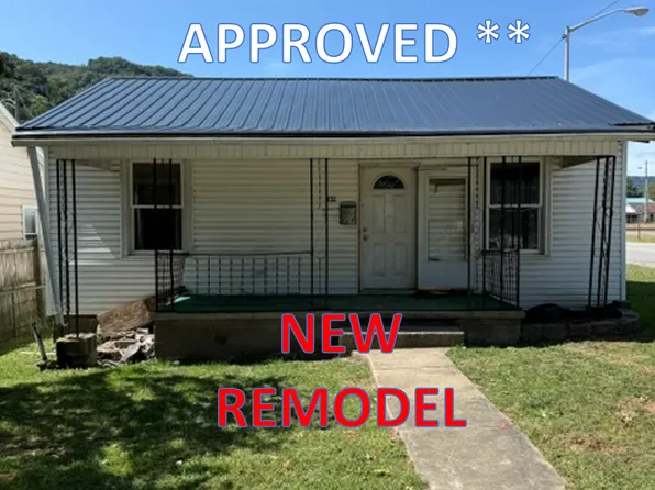 221 S Jackson St, Montgomery, WV 25136