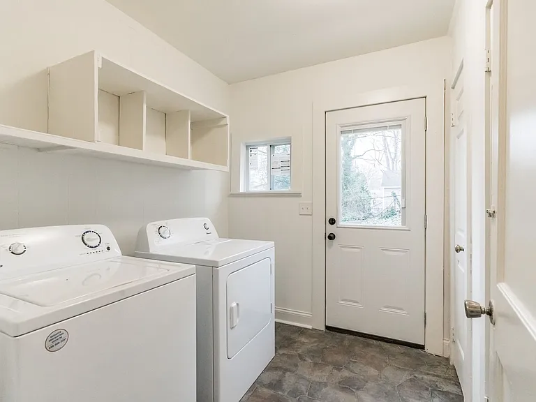 728 Mulberry St — Photo 13
