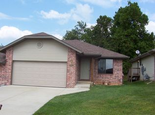 3775 W Brook Ct, Springfield, MO 65807