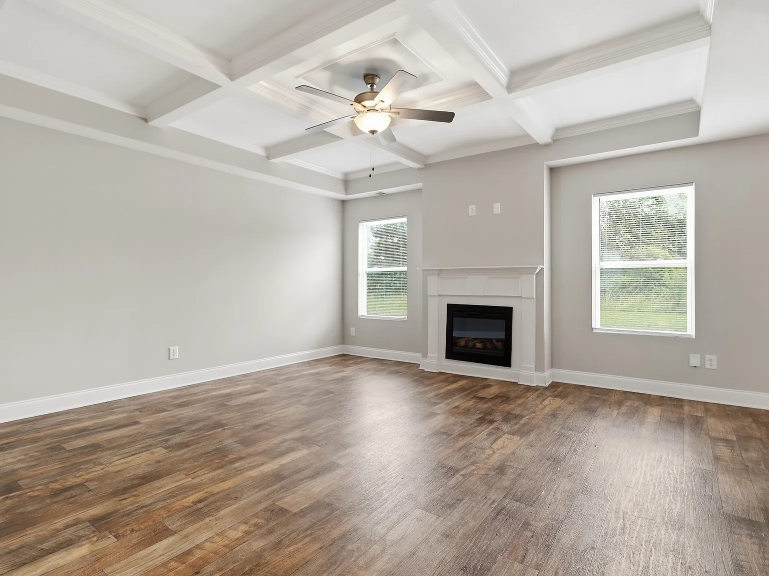 2255 Viking Court - 1 — Photo 2