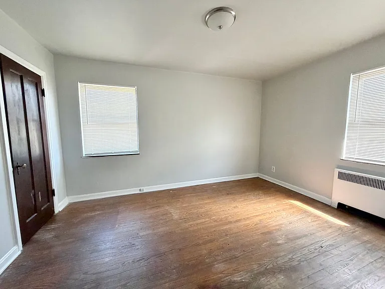 7352 Reading Road — Photo 6