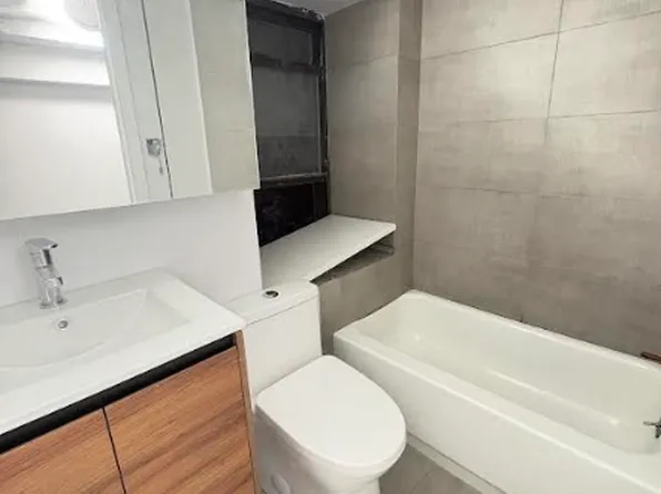 345 East 65th Street image 6 of 8