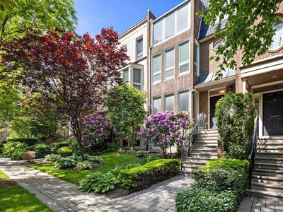 134 Kensington Dr, Fort Lee, NJ, 07024