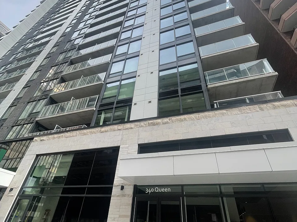 340 Queen St #408