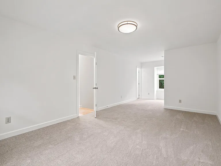 4300 Hickory Ridge Dr — Photo 27