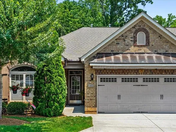 102 Liberty Square Dr, Greensboro, NC 27455