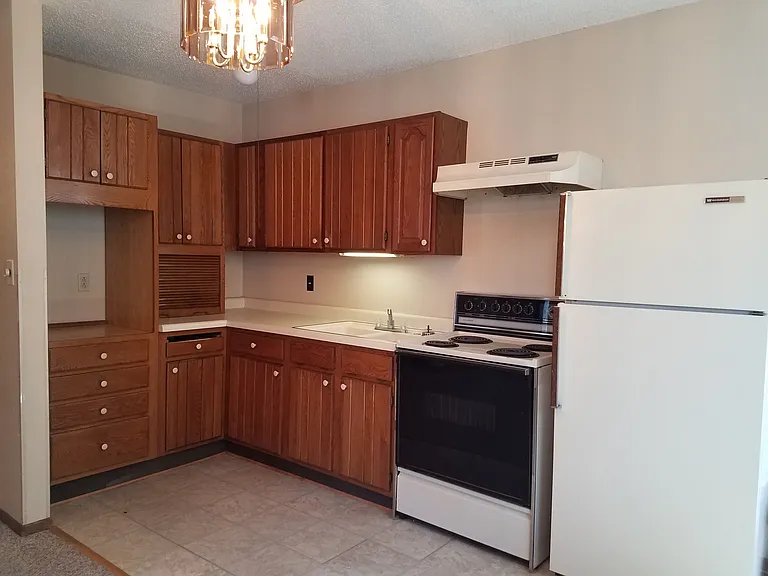 503 5th Ave S #503 — Photo 6