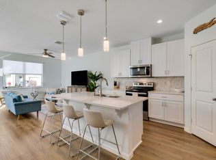 5719 SE Edgewater Cir, Stuart, FL 34997