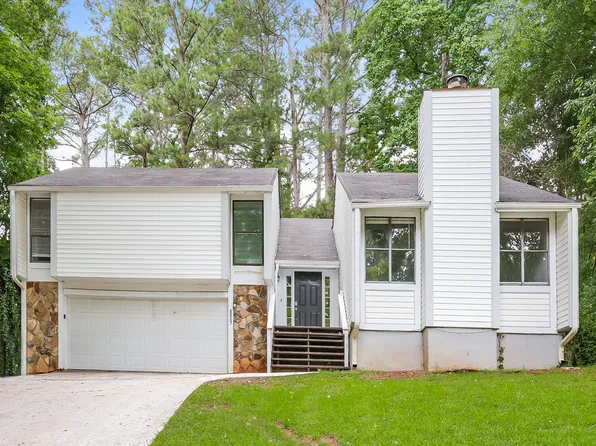 8807 Parliament Pl, Jonesboro, GA 30238