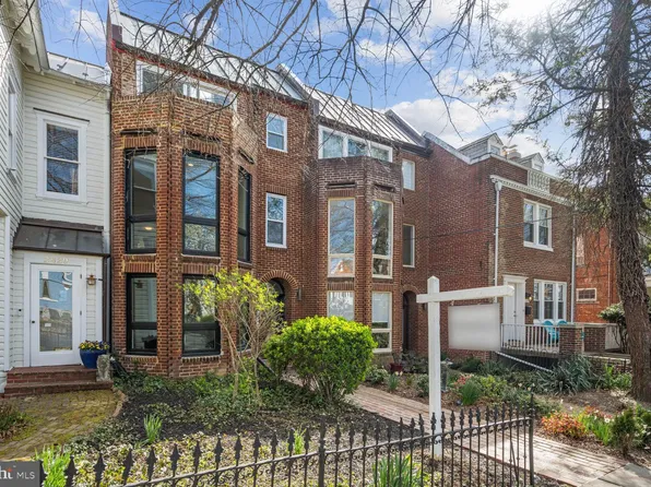 2427 Tunlaw Rd NW, Washington, DC 20007