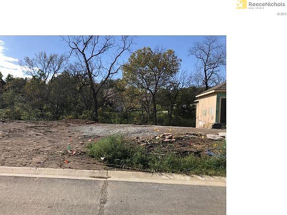 2nd image of 1605 N Keeler St
